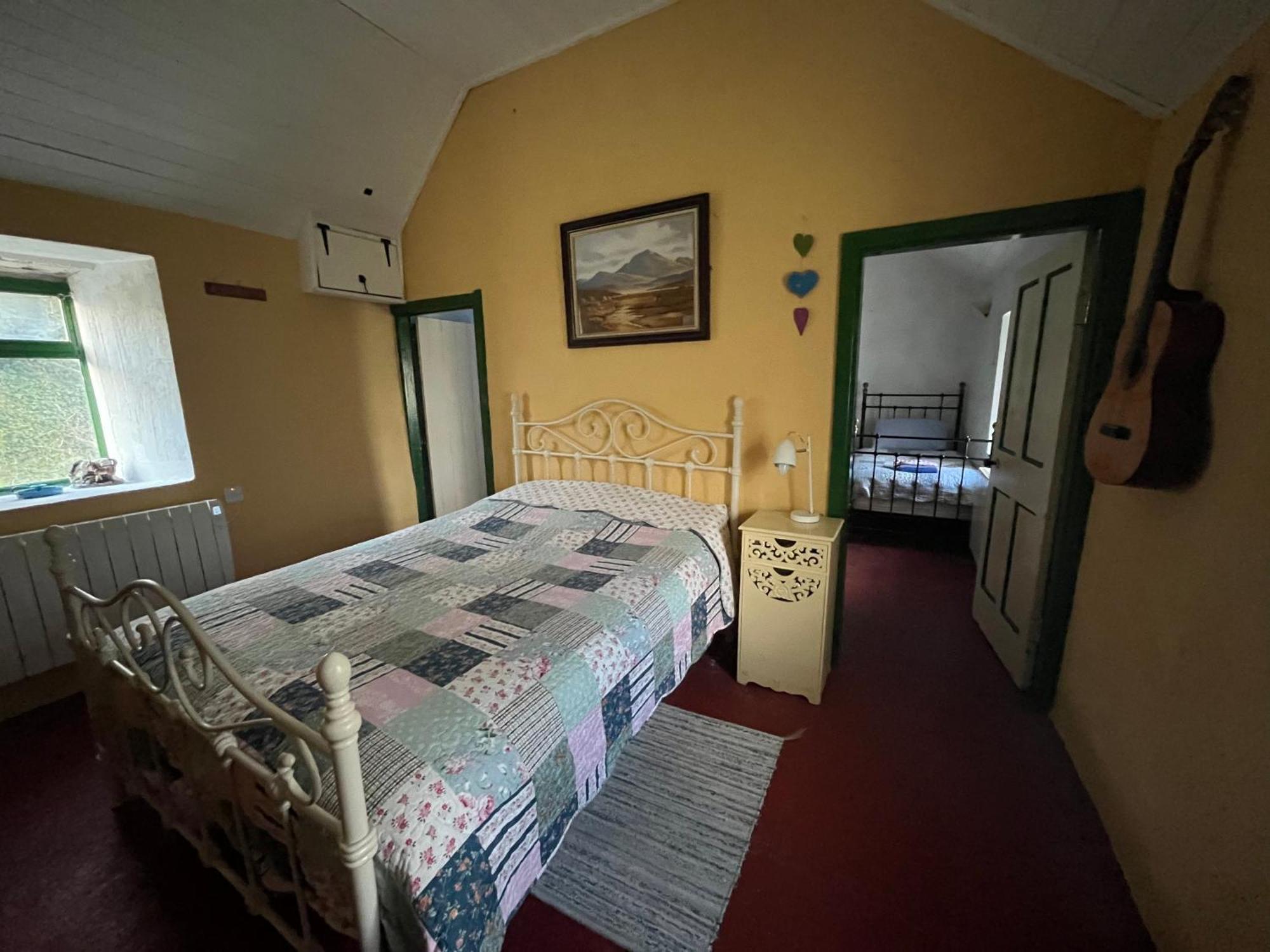 -Going Back In Time- 200 Year Old Farmhouse Creegh Extérieur photo